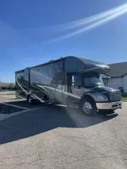 2019 Jayco Seneca 37 TS