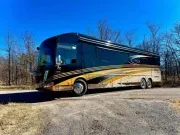 2016 Winnebago Grand Tour 42QL