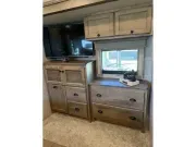 used Other Trailers Tiffin Motorhomes  for sale, in Omaha, NE Thumbnail 32