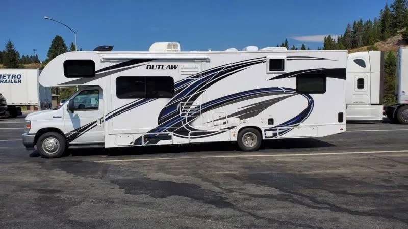 2023 Thor Motor Coach