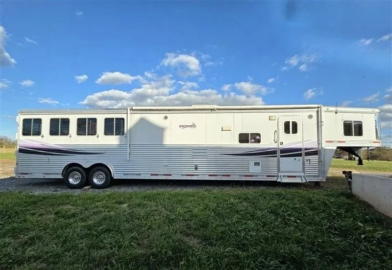 2011 Lakota photo 5