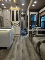 used Other Trailers Vanleigh RV  for sale, in Omaha, NE Thumbnail 29
