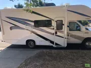 used Other Trailers Thor Motor Coach  for sale, in Omaha, NE Thumbnail 2