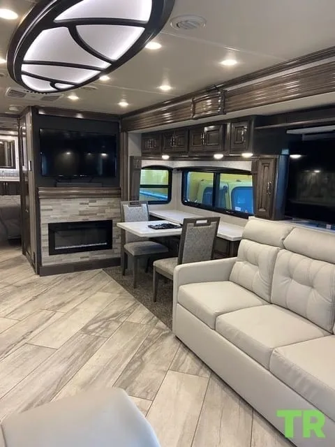 used Other Trailers Fleetwood RV  for sale, in Omaha, NE Thumbnail 2