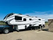 2022 Grand Design Solitude 380FL
