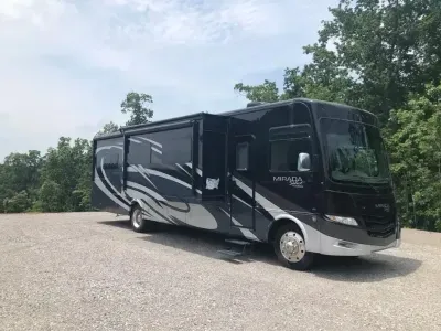 2019 Coachmen Mirada 37SB