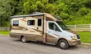 2018 Winnebago Navion 24V