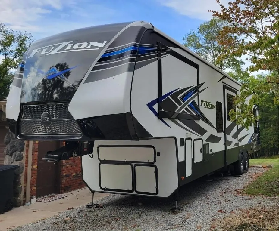 2021 Keystone RV photo 5