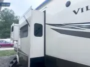 used Other Trailers Vanleigh RV  for sale, in Omaha, NE Thumbnail 14