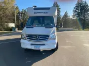 used Other Trailers Thor Motor Coach  for sale, in Omaha, NE Thumbnail 3