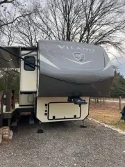 used Other Trailers Vanleigh RV  for sale, in Omaha, NE Thumbnail 2