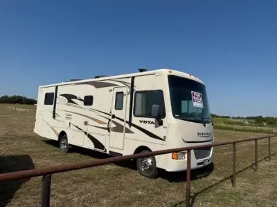 2015 Winnebago Vista