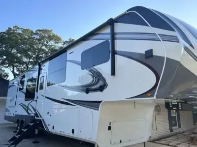 2022 Grand Design Solitude 390RK