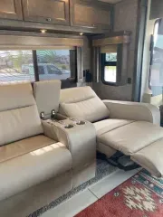 used Other Trailers Tiffin Motorhomes  for sale, in Omaha, NE Thumbnail 17
