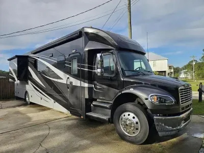2020 Renegade Verona 40VBR