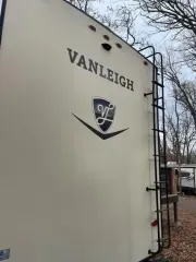 used Other Trailers Vanleigh RV  for sale, in Omaha, NE Thumbnail 23