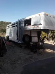 2003 4 Star 20' Gooseneck Stock Trailer 