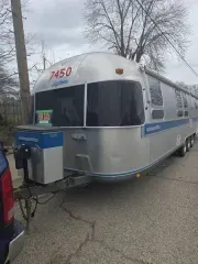 used Other Trailers Airstream  for sale, in Omaha, NE Thumbnail 2