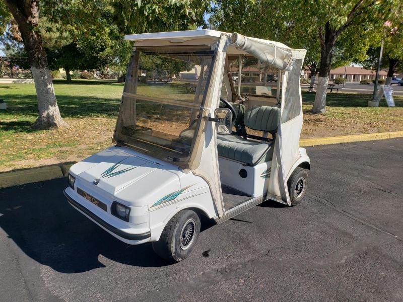 2000 Club Car DS Towncar Golf Cart 2000 Club Car DS Towncar Golf Cart