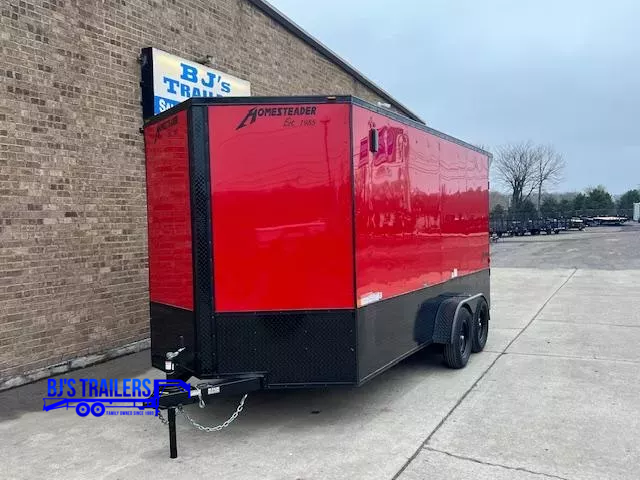 赤と黒のトレーラー 赤と黒のトレーラー 1979 インターナショナル スカウト & トレーラー