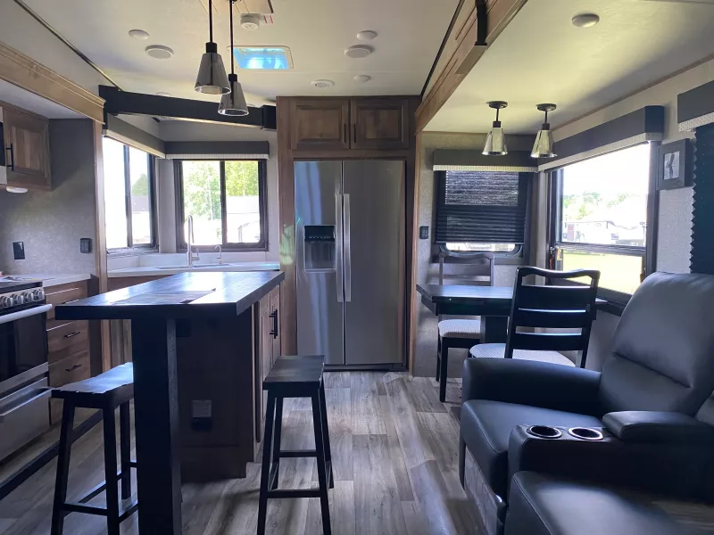 used Fifth Wheel Trailers Jayco Eagle for sale, in Wilmington, NC Thumbnail 2
