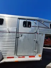 used Horse Trailers Four Star  for sale, in Pefferlaw, ON Thumbnail 10