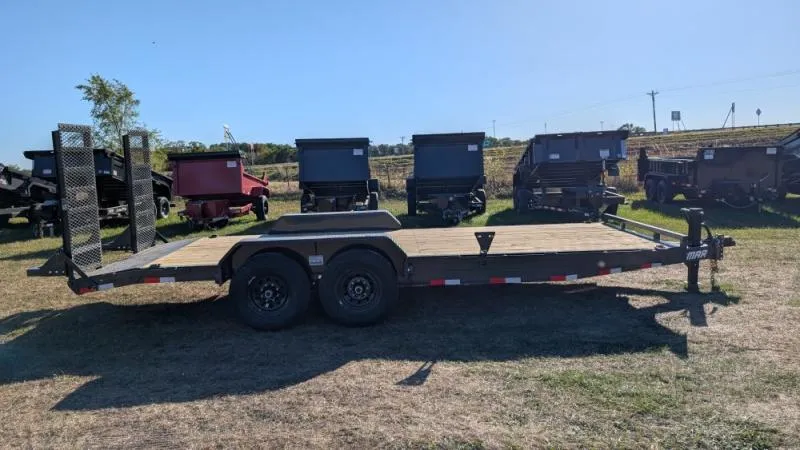 2026 Lamar Trailers H6832027 Equipment Trailer