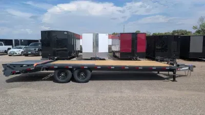 2027 Lamar Trailers F8022427 Equipment Trailer