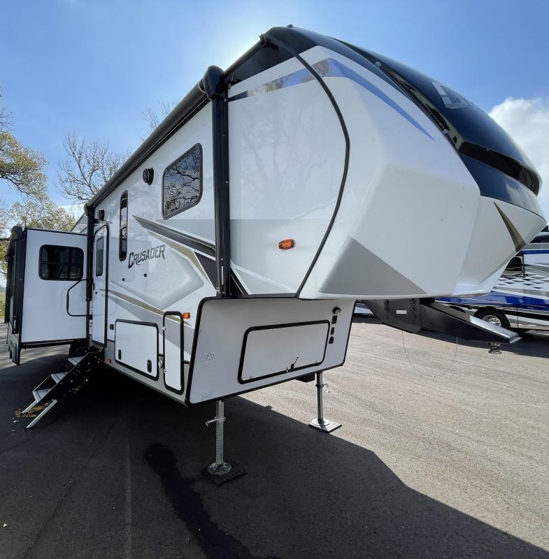 2022 Forest River Crusader 305RLP Fifth Wheel 2022 Forest River Crusader 305RLP Fifth Wheel