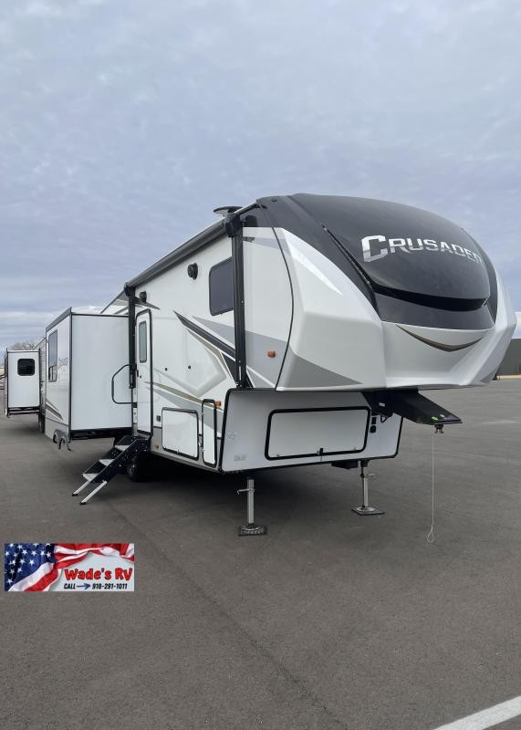 2022 Forest River Crusader 28RL FIFTH WHEEL 2022 Forest River Crusader 28RL FIFTH WHEEL