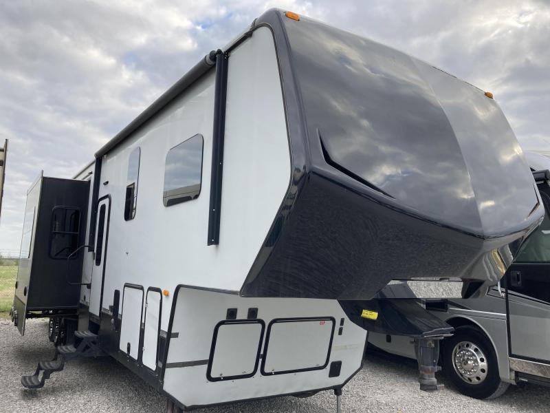 2015 Keystone RV Raptor 395LEV Toy Hauler RV 2015 Keystone RV Raptor 395LEV Toy Hauler RV