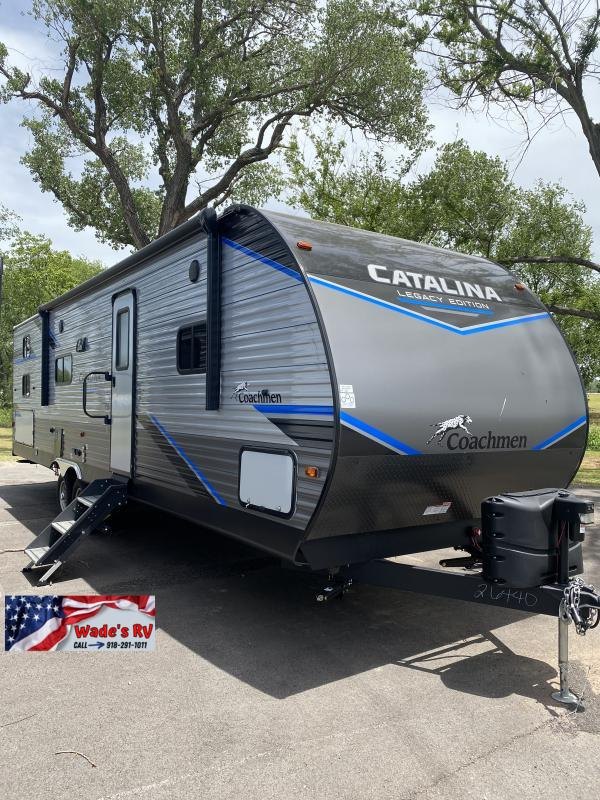 2022 Coachmen CATALINA 303QBCK Travel Trailer 2022 Coachmen CATALINA 303QBCK Travel Trailer