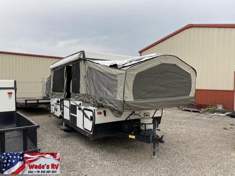 2015 Forest River Flagstaff Classic 823D Popup Camper RV 2015 Forest River Flagstaff Classic 823D Popup Camper RV