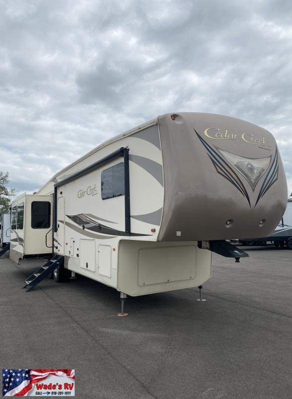 2016 Forest River CEDAR CREEK 38CK Fifth Wheel 2016 Forest River CEDAR CREEK 38CK Fifth Wheel