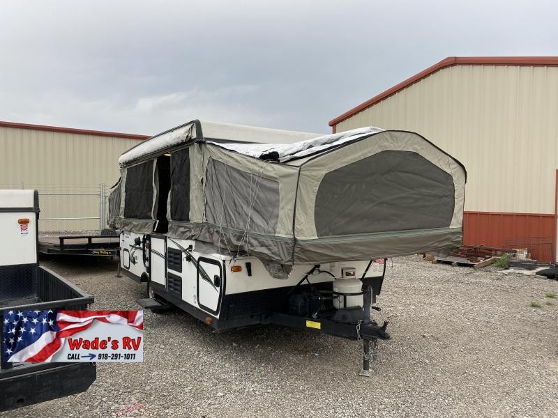 2015 Forest River Flagstaff Classic 823D Popup Camper RV 2015 Forest River Flagstaff Classic 823D Popup Camper RV