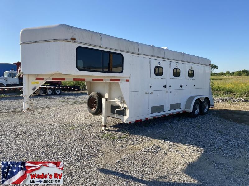 3 HORSE SLANT Horse Trailer 3 HORSE SLANT Horse Trailer