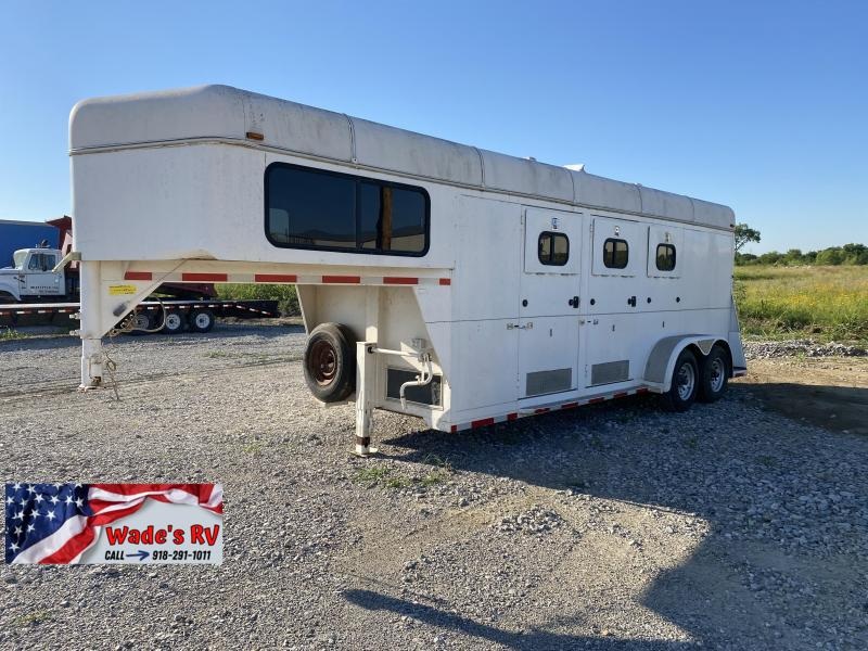 3 HORSE SLANT Horse Trailer 3 HORSE SLANT Horse Trailer