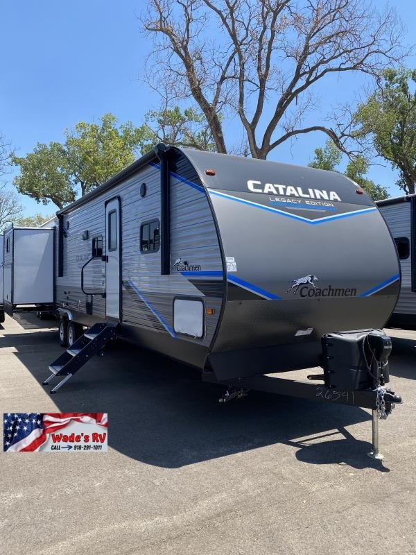 2022 Coachmen CATALINA 323QBTS Travel Trailer 2022 Coachmen CATALINA 323QBTS Travel Trailer