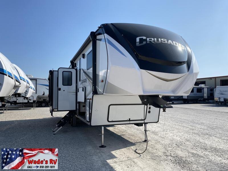 2022 Forest River Crusader 305RLP FIFTH WHEEL 2022 Forest River Crusader 305RLP FIFTH WHEEL