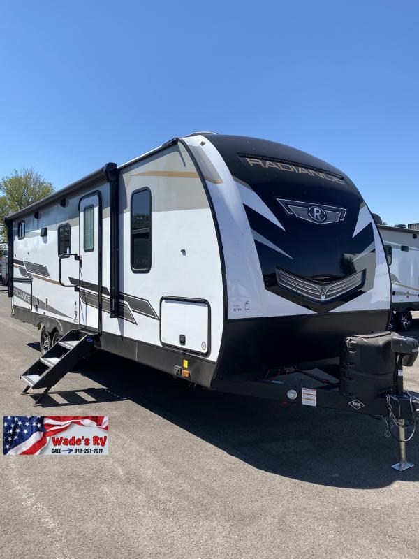 2022 Cruiser RV RADIANCE ULTRA LITE 25BH Travel Trailer 2022 Cruiser RV RADIANCE ULTRA LITE 25BH Travel Trailer