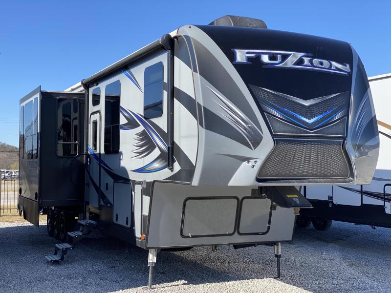 2016 KEYSTONE FUZION 413 2016 KEYSTONE FUZION 413