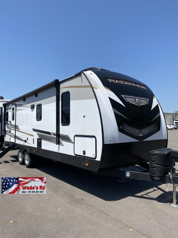 2022 Cruiser RV Radiance ULTRA LITE 25RB Travel Trailer 2022 Cruiser RV Radiance ULTRA LITE 25RB Travel Trailer