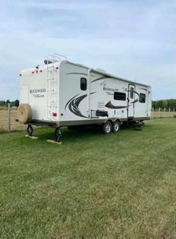 2011 Forest River Signature Rockwood ultra Lite Travel Trailer
