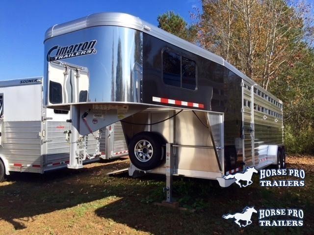 2023 Cimarron Lonestar 24' Stock Combo Gooseneck w/SIDE RAMP 2023 Cimarron Lonestar 24' Stock Combo Gooseneck w/SIDE RAMP