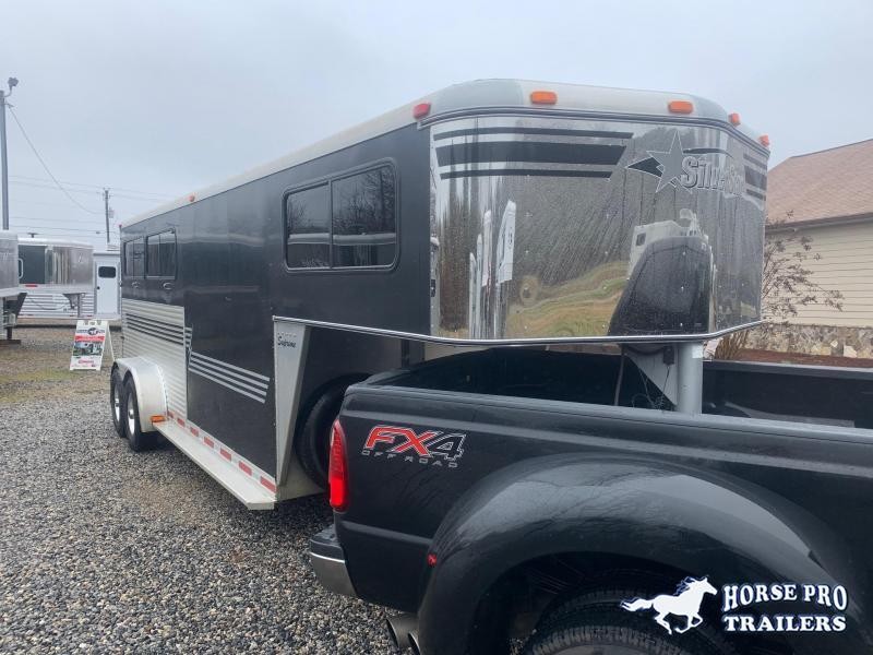 2006 Silver Star Trailers 3 Horse Slant load Horse Trailer 2006 Silver Star Trailers 3 Horse Slant load Horse Trailer