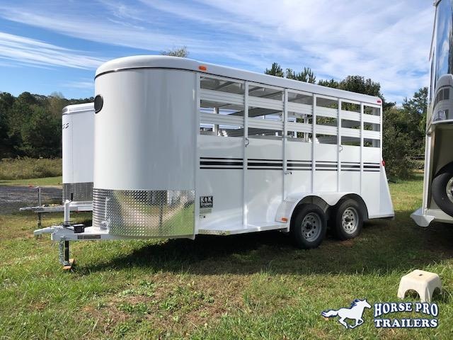 2022 Bee 16' Stock Bumper Pull w/Center Gate 2022 Bee 16' Stock Bumper Pull w/Center Gate