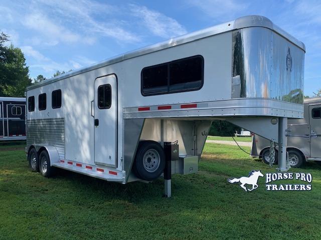 2023 Adam 3 Horse Slant Gooseneck w/REAR TACK & ROOF INSULATION 2023 Adam 3 Horse Slant Gooseneck w/REAR TACK & ROOF INSULATION