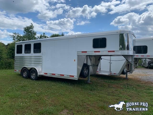 2022 Exiss 7300 3 Horse Slant Load Gooseneck 2022 Exiss 7300 3 Horse Slant Load Gooseneck