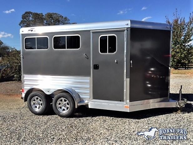 2022 4-Star 2 Horse Slant Load Bumper Pull w/Rear Tack 2022 4-Star 2 Horse Slant Load Bumper Pull w/Rear Tack