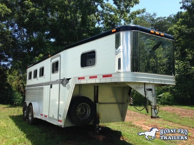 1998 Featherlite 8544 3 Horse Slant Load Gooseneck Horse Trailer 1998 Featherlite 8544 3 Horse Slant Load Gooseneck Horse Trailer